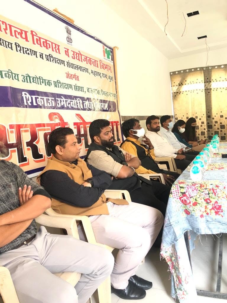 YUVA Foundation organized a job fair at Kamlashwar 9 feb 2022 image 1